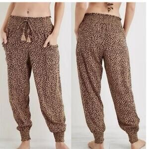 Aerie Leopard Print Cargo Joggers Elastic Waist Drawstring Brown large